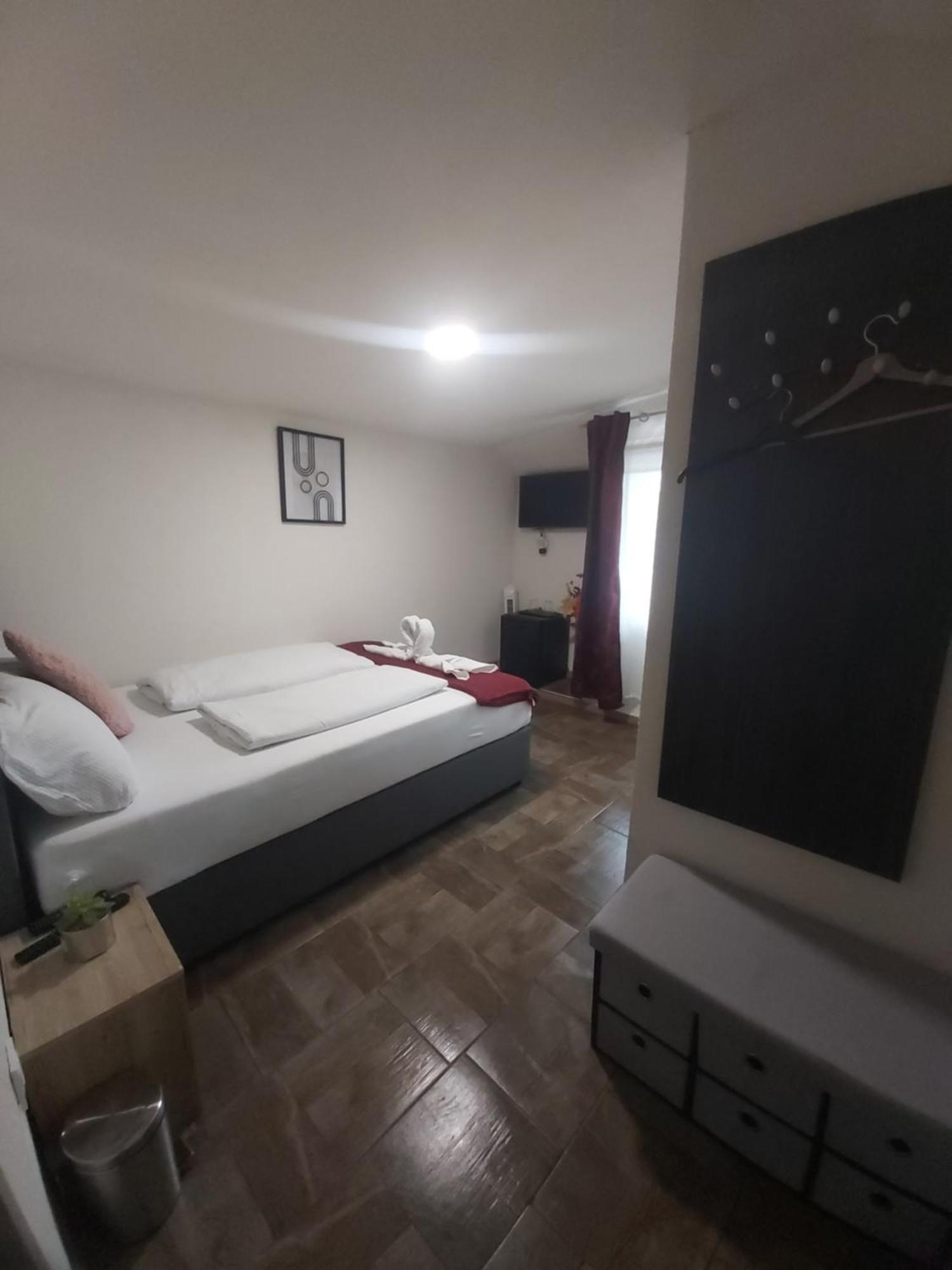 Panda Rooms มาริบอร์ ภายนอก รูปภาพ
