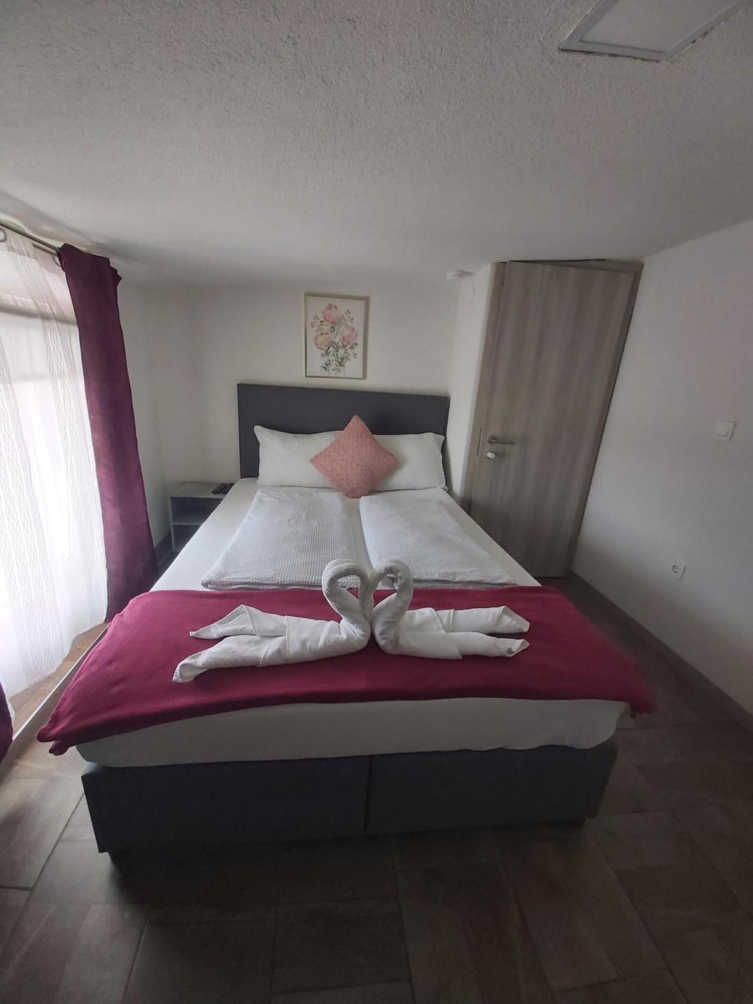Panda Rooms มาริบอร์ ภายนอก รูปภาพ